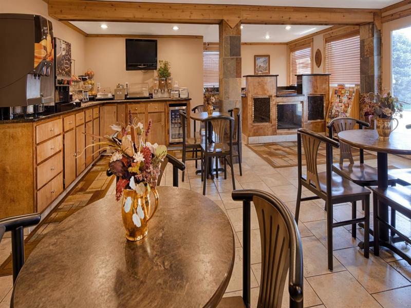 ベストウェスタン トーチライト モーター イン Wheatland エクステリア 写真
